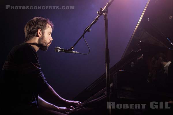 WHY - 2011-10-26 - PARIS - Cafe de la Danse - 
